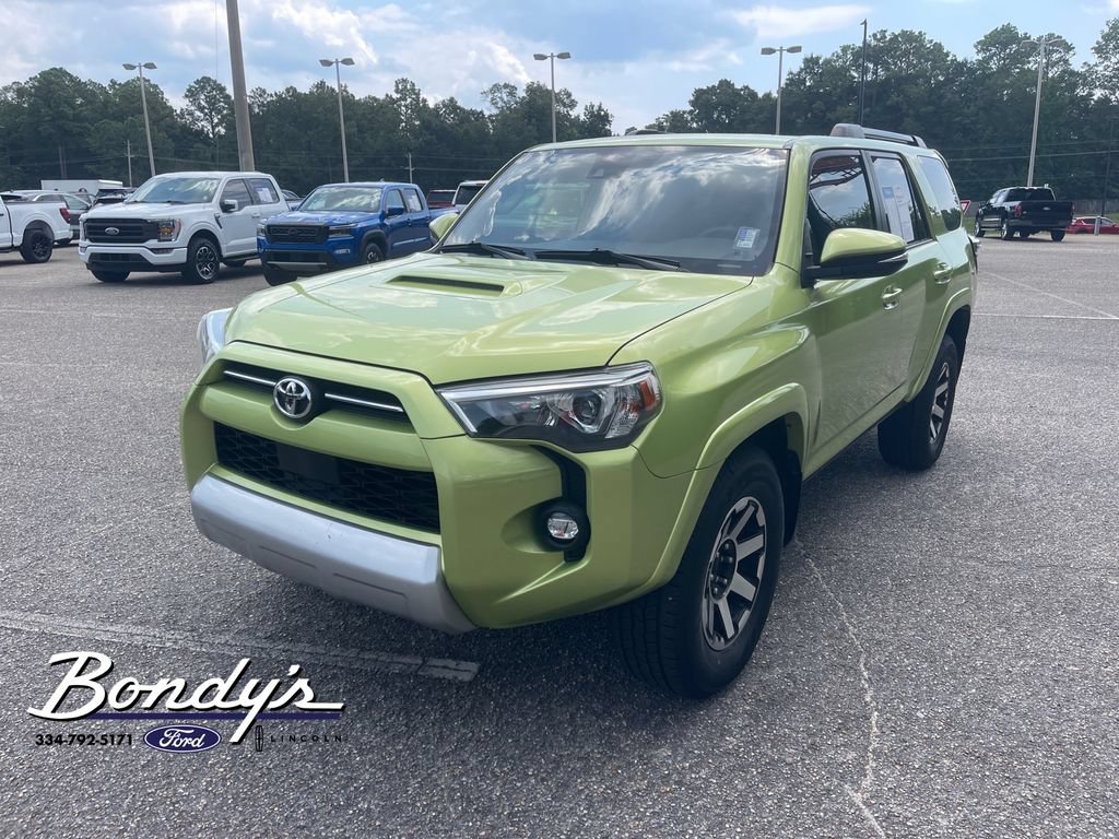 Used 2023 Toyota 4Runner TRD Off-Road Premium w/ Moonroof Package AWD/4WD image 3