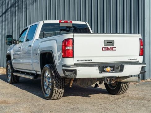 Used 2019 GMC Sierra 2500 Denali w/ Duramax Plus Package image 4