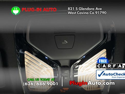Used 2020 BMW 330i Sedan w/ M Sport Package RWD image 20