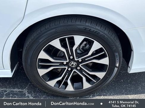 Used 2025 Honda Odyssey Elite image 11
