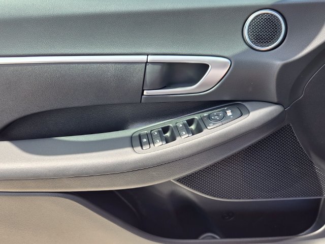 New 2026 Hyundai Sonata SE FWD image 14