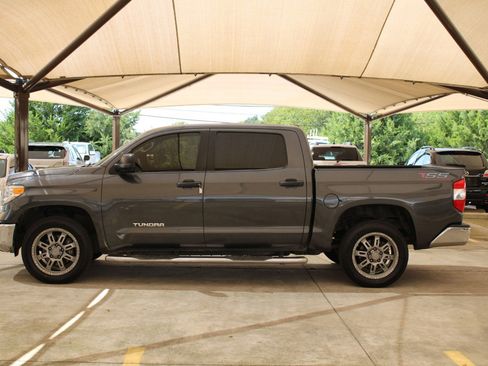 Used 2016 Toyota Tundra SR5 image 6