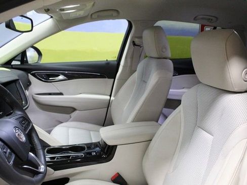 Certified 2023 Buick Envision Preferred AWD/4WD image 18