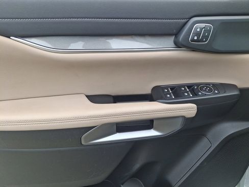 Certified 2024 Ford Ranger Lariat w/ FX4 Off-Road Package image 12