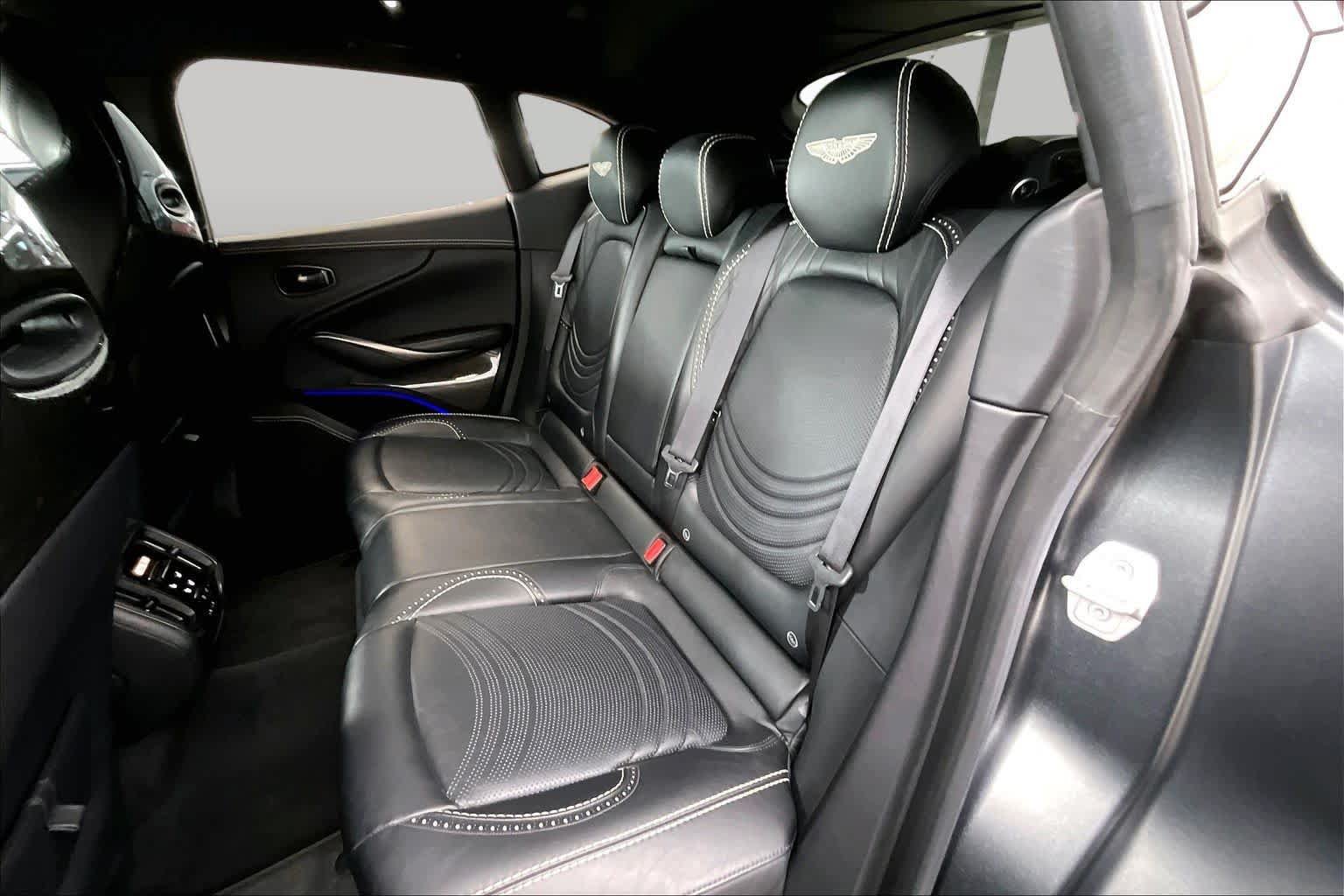 Used 2022 Aston Martin DBX AWD/4WD image 21