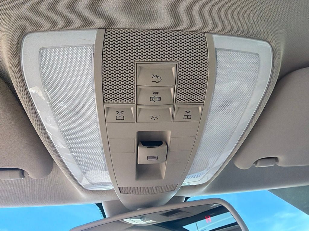 Used 2010 Mercedes-Benz E 350 Coupe image 21