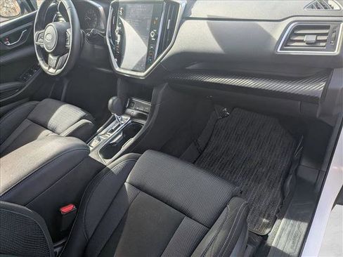 Used 2024 Subaru Ascent Premium w/ Convenience Package image 21