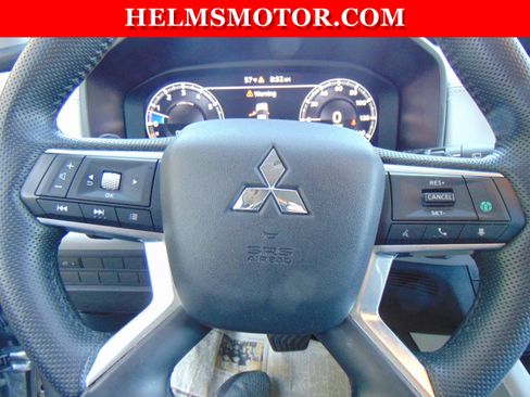 Used 2024 Mitsubishi Outlander SEL FWD image 25