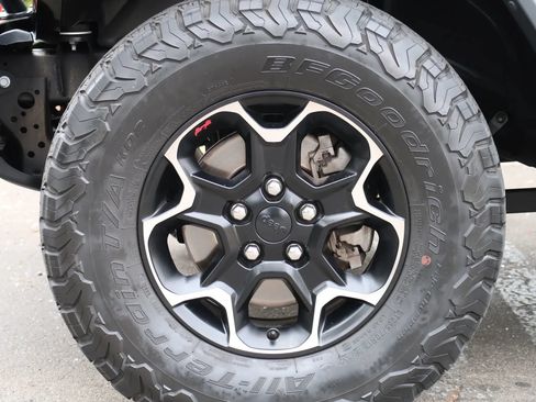 Used 2020 Jeep Wrangler Unlimited Rubicon w/ Quick Order Package 28Y Recon AWD/4WD image 9