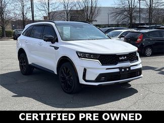 Used 2023 Kia Sorento SX video 1