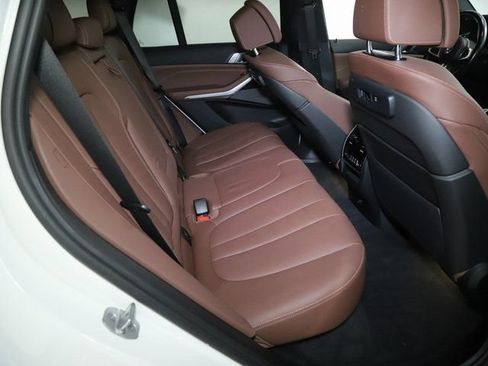 Used 2021 BMW X5 M50i w/ Premium Package AWD/4WD image 30