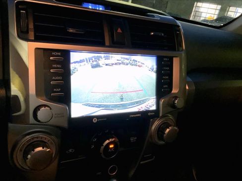 Used 2021 Toyota 4Runner SR5 Premium image 28