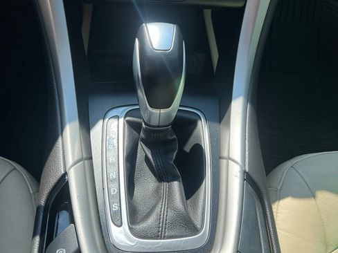 Used 2014 Ford Fusion SE w/ Equipment Group 202A FWD image 29