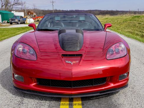 Used 2011 Chevrolet Corvette Grand Sport w/ Preferred Equipment Group RWD image 13