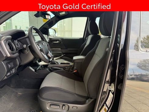 Certified 2023 Toyota Tacoma TRD Off-Road AWD/4WD image 16