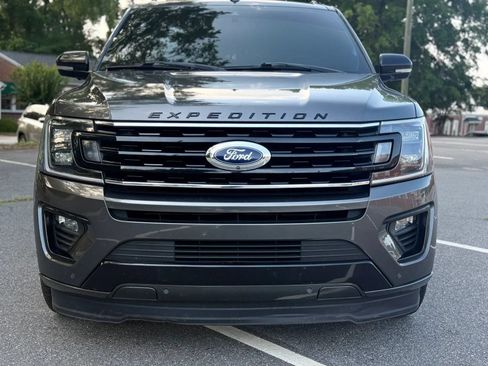 Used 2019 Ford Expedition Limited w/ Equipment Group 303A RWD image 9