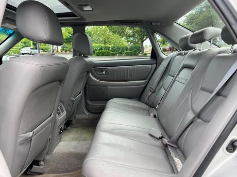Used 2004 Toyota Avalon XL FWD image 15