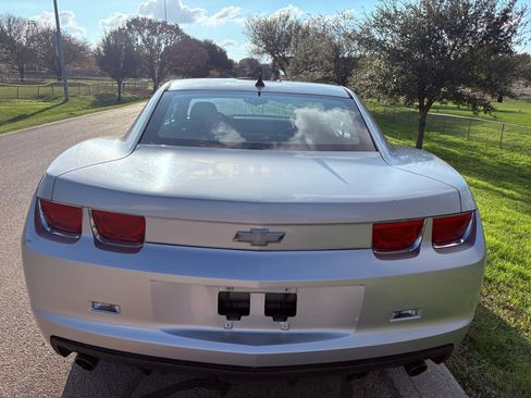 Used 2011 Chevrolet Camaro LT image 12