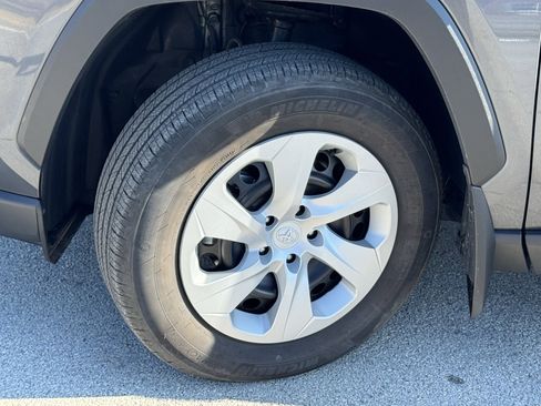 Used 2024 Toyota RAV4 LE image 38