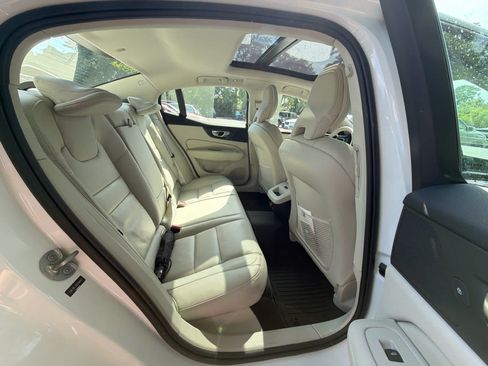 Certified 2024 Volvo S60 B5 Plus FWD image 22