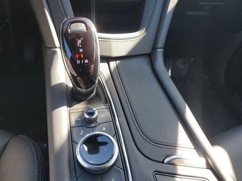 Used 2025 Cadillac XT5 Premium Luxury image 30