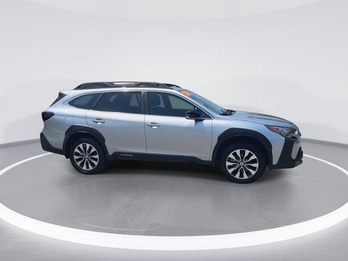 Certified 2024 Subaru Outback Limited AWD/4WD image 9