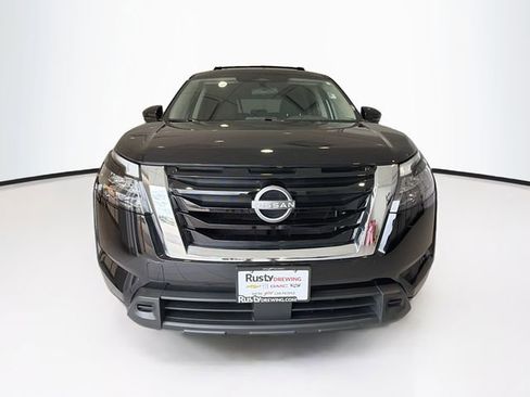 Used 2023 Nissan Pathfinder SV FWD image 2