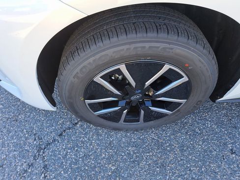 New 2026 Subaru Solterra Premium image 18