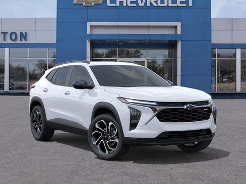 New 2026 Chevrolet Trax RS w/ Sunroof Package FWD image 28