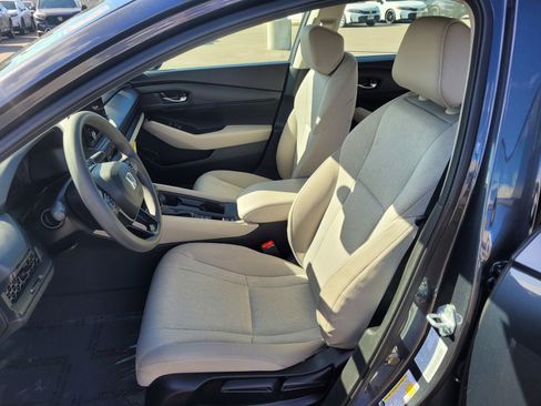 Certified 2025 Honda Accord LX image 10