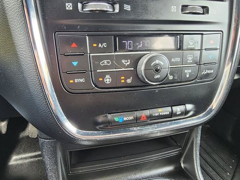 Used 2018 Dodge Grand Caravan GT FWD image 49