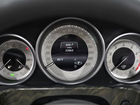 Used 2014 Mercedes-Benz E 350 Sedan w/ Premium 1 Package image 17