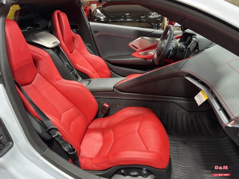 Used 2024 Chevrolet Corvette Stingray Coupe w/ Z51 Performance Package image 12