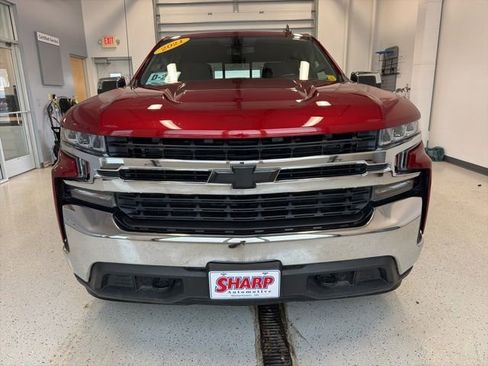 Used 2021 Chevrolet Silverado 1500 LT w/ Z71 Off-Road Package image 3