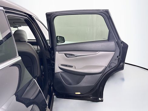 Used 2023 INFINITI QX50 Luxe FWD image 30