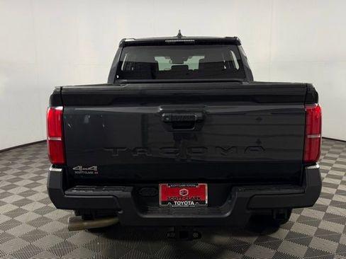Used 2024 Toyota Tacoma SR image 7