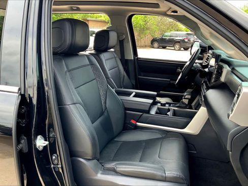 Used 2023 Toyota Tundra Limited w/ Power Package RWD image 9