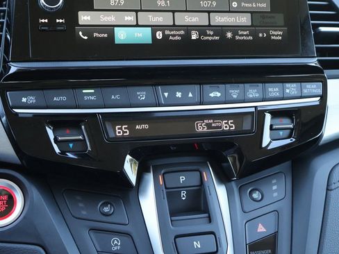 New 2026 Honda Odyssey EX-L image 16