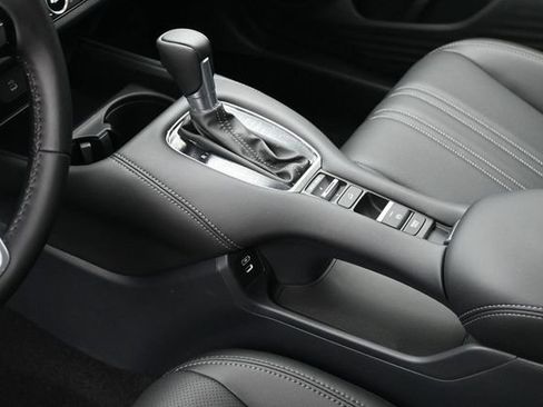 New 2026 Honda HR-V EX-L image 18