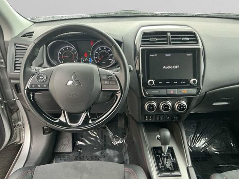 Used 2023 Mitsubishi Outlander Sport ES image 10