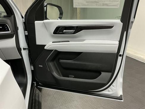 New 2026 Chevrolet Tahoe Premier AWD/4WD image 46