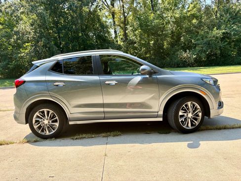 Used 2021 Buick Encore GX Select w/ Sport Touring Package AWD/4WD image 6