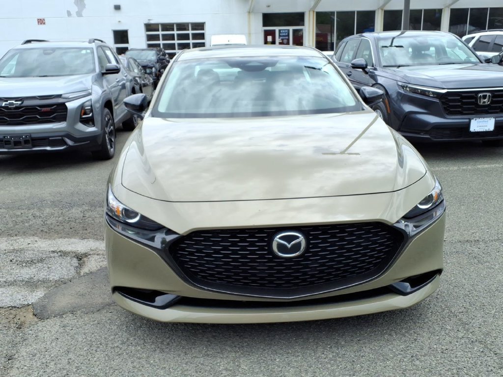 Used 2024 MAZDA MAZDA3 s AWD/4WD image 2