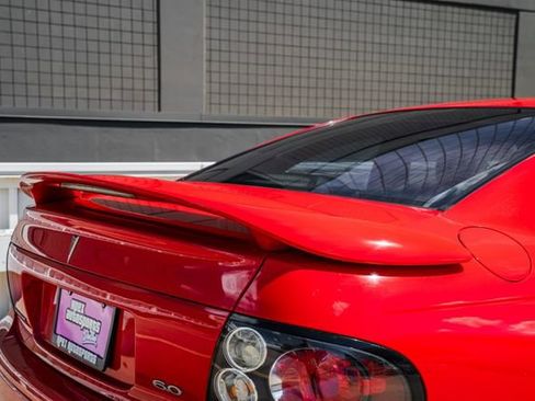 Used 2006 Pontiac GTO image 28