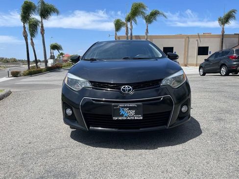 Used 2015 Toyota Corolla S image 2