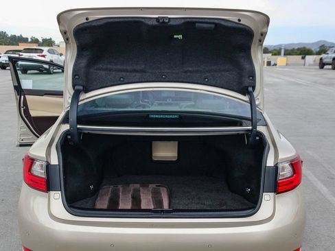 Used 2018 Lexus ES 350 w/ Navigation System Package FWD image 25