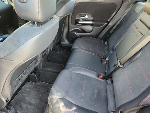 Used 2022 Mercedes-Benz GLA 250 GLA 250 image 24