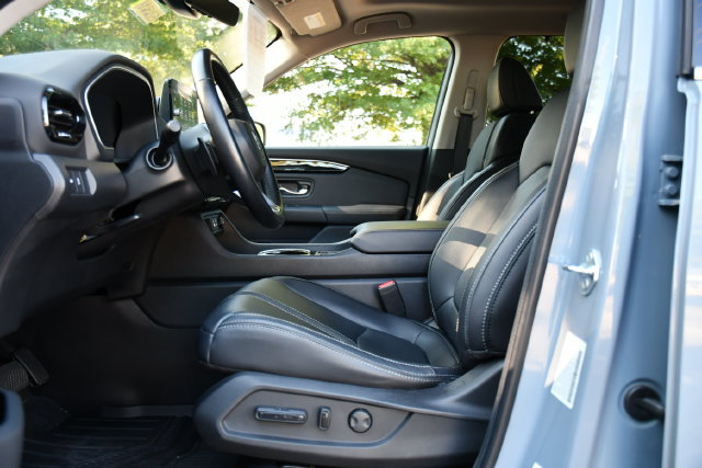 Used 2024 Honda Pilot Touring image 15