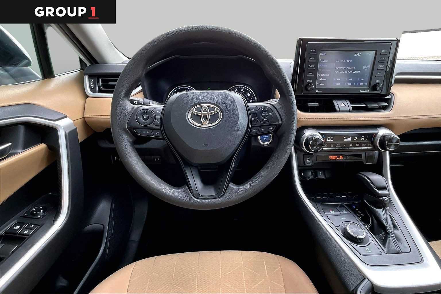 Used 2021 Toyota RAV4 XLE w/ Convenience Package AWD/4WD image 6
