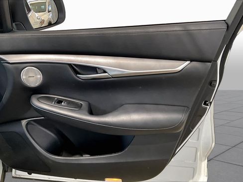 Used 2024 INFINITI QX50 Luxe FWD image 23